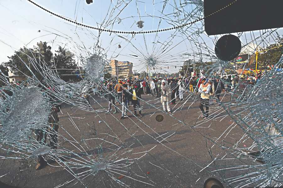 Violence has weakened the farmers movement: AAP Violence has weakened the farmers movement: AAP