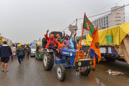 How 5,000 tractors from Baghpat ended up at Red Fort