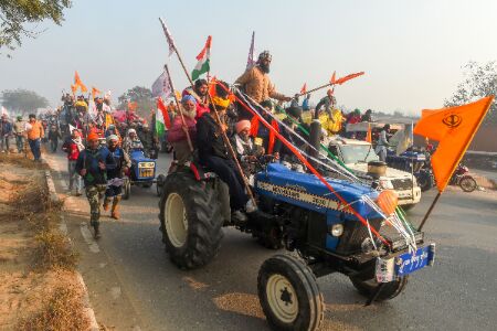Delhi Police registers seven FIRs in connection with farmers tractor parade Delhi Police registers seven FIRs in connection with farmers tractor parade