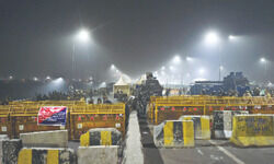 Tensions high as farmers defy UP govt ultimatum, assert they wont move