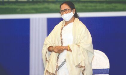 Mamata urges party leaders to beef up battle against BJP