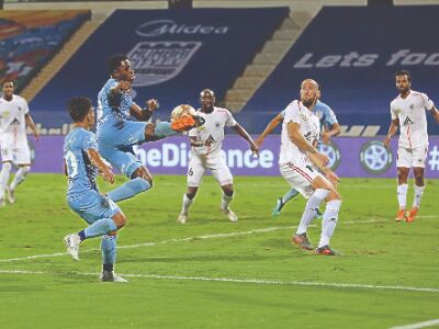 NorthEast do a double against mighty Mumbai with 2-1 victory
