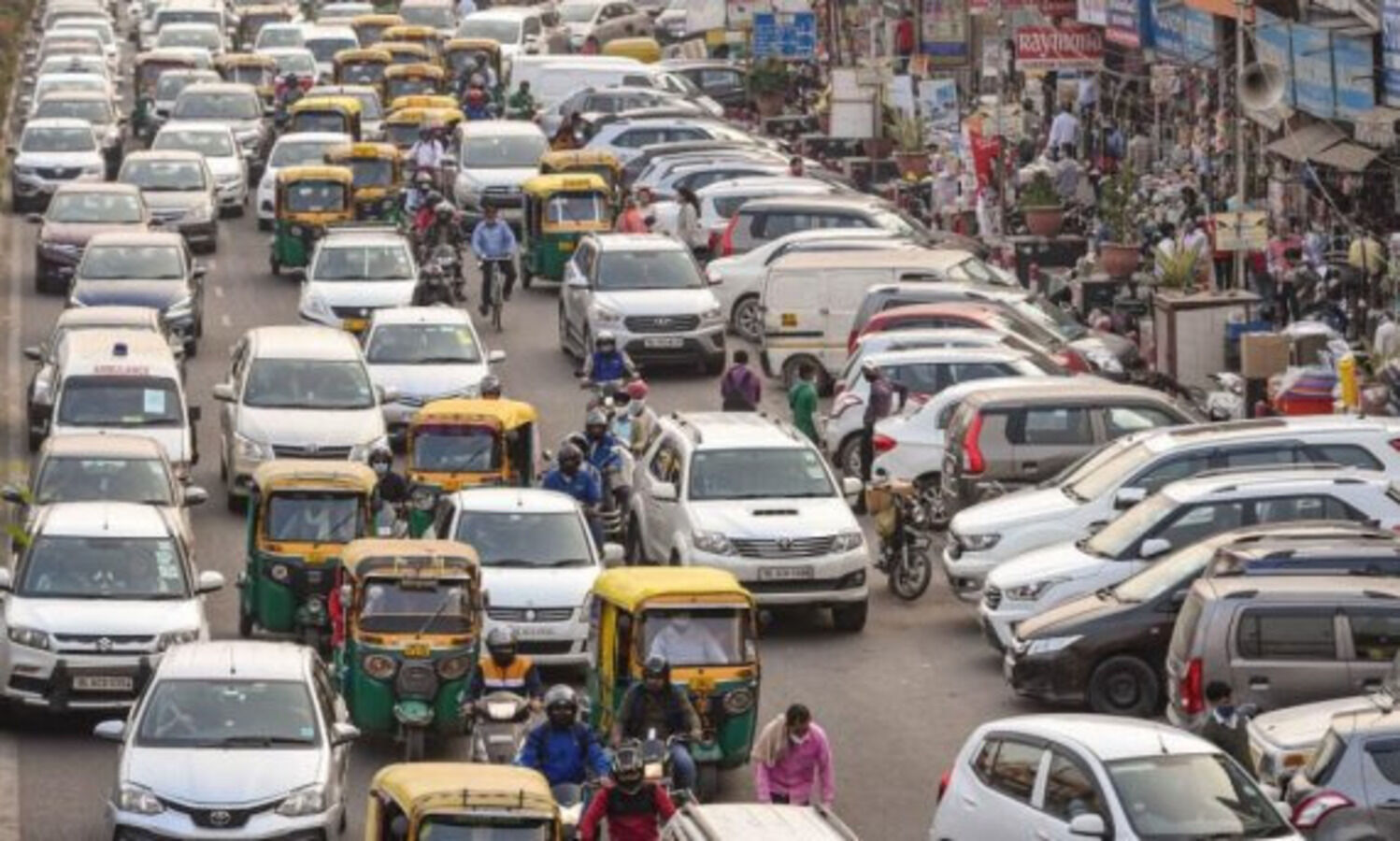 Heavy traffic snarls in Delhi