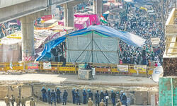 CAPITAL WALLED AS FARMERS GROW IN NUMBERS CAPITAL WALLED AS FARMERS GROW IN NUMBERS