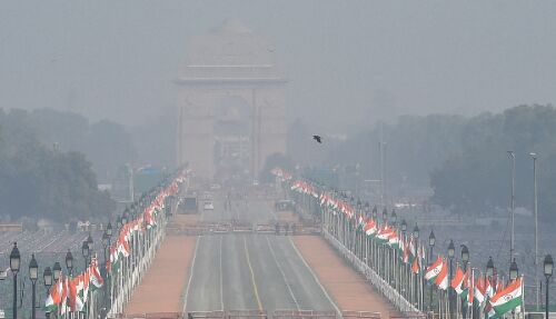 Delhis minimum temperature dips again Delhis minimum temperature dips again