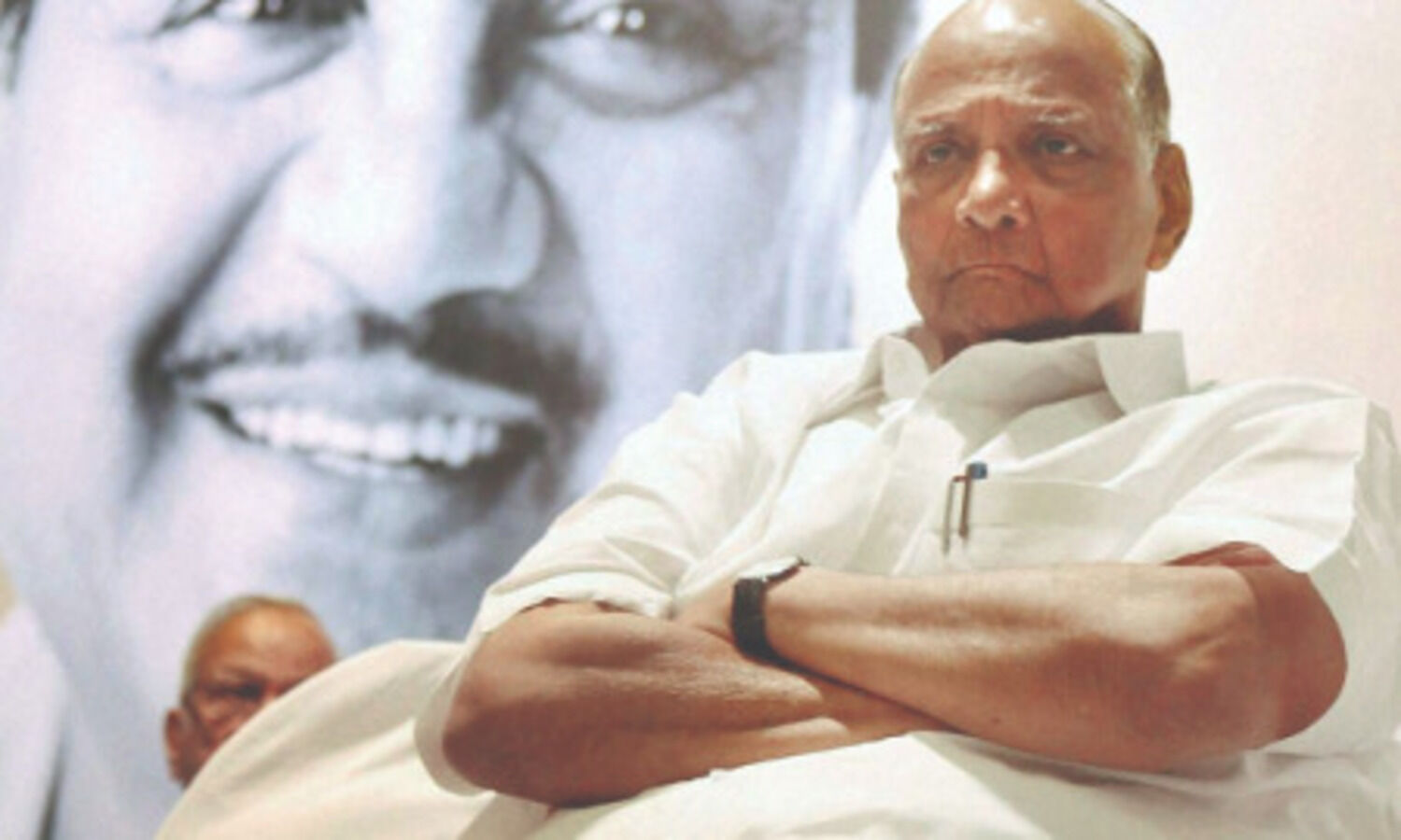 PM, Rajnath, Gadkari should hold talks with unions: Pawar