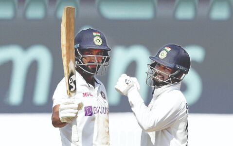 England take control after sizzling Pant, Pujaras counter-attacking stand