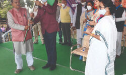 Humayun Kabir joins TMC Humayun Kabir joins TMC