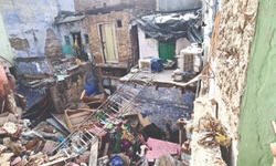 Sadar Bazar: 5 rescued after 70-yr-old house collapses Sadar Bazar: 5 rescued after 70-yr-old house collapses