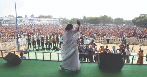 Centre not dispersing funds under PM-Kisan scheme: CM Centre not dispersing funds under PM-Kisan scheme: CM