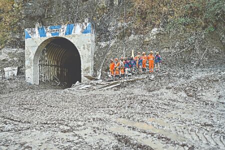 Collapse of rock mass weakened due to freezing may have caused Ukhand flash floods: Scientists Collapse of rock mass weakened due to freezing may have caused Ukhand flash floods: Scientists
