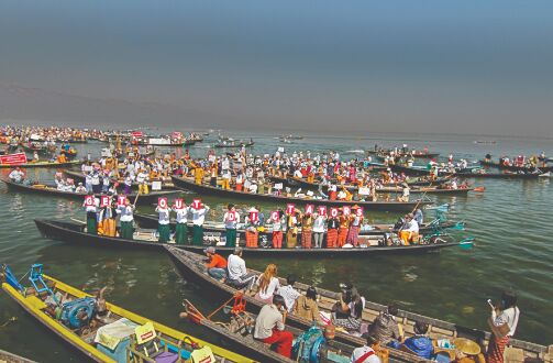 Countries curb diplomatic ties, weigh sanctions on Myanmar