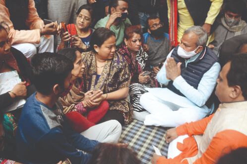 Uneasy calm grips Mangolpuri; Delhi BJP chief gives Rs 5L to kin Uneasy calm grips Mangolpuri; Delhi BJP chief gives Rs 5L to kin