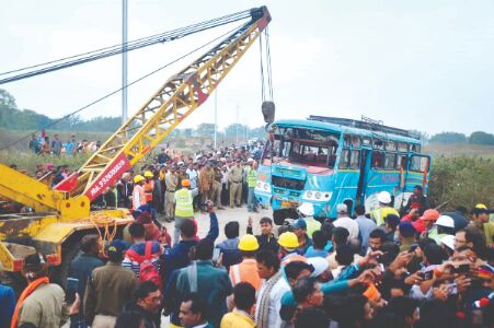 MP bus accident: Last minute route change and bravery by one family