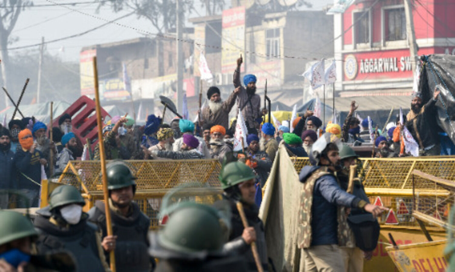 R-Day violence: Man who was swinging swords arrested