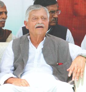 Congress leader Capt Satish Sharma dies at 73 Congress leader Capt Satish Sharma dies at 73