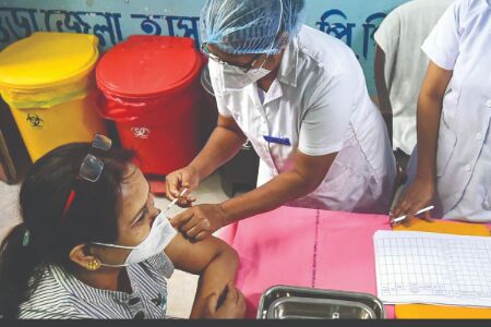 Registration of state govt staff for COVID vaccination initiated