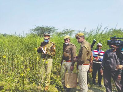 Unnao: Two girls found dead, third critical; police register murder case Unnao: Two girls found dead, third critical; police register murder case