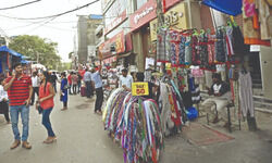 SDMC approves Lajpat Nagar Market Traders Associations proposal to extend parking space allotment, management till 22 SDMC approves Lajpat Nagar Market Traders Associations proposal to extend parking space allotment, management till 22