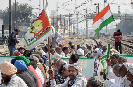 Modi hails Visva Bharati, says it should help farmers, artisans find global markets Modi hails Visva Bharati, says it should help farmers, artisans find global markets
