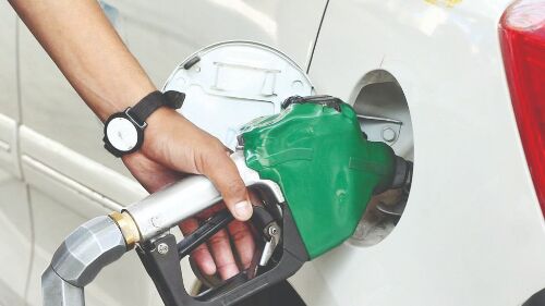 Petrol crosses Rs 90 mark in Delhi Petrol crosses Rs 90 mark in Delhi