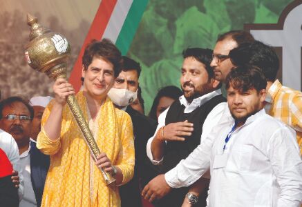 PM can tour entire world but he has no time for farmers PM can tour entire world but he has no time for farmers