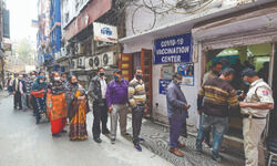 Delhi govt preparing to roll out vaccine for general public latest by 1st week of March Delhi govt preparing to roll out vaccine for general public latest by 1st week of March