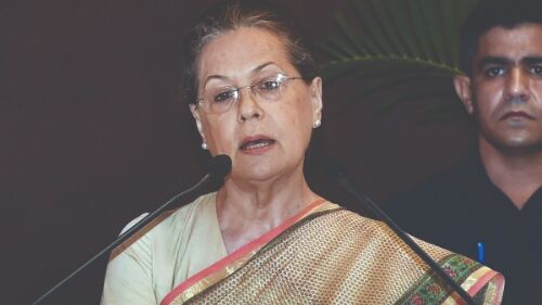 Follow Raj Dharma, reduce fuel prices: Sonia to PM Modi Follow Raj Dharma, reduce fuel prices: Sonia to PM Modi