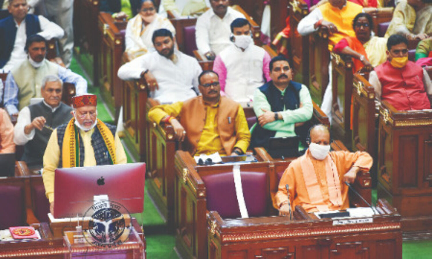 Adityanath govt presents its last Budget before UP polls