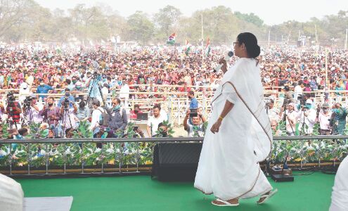 Mamata wants Covid vaccine for all before polls, writes to PM Modi Mamata wants Covid vaccine for all before polls, writes to PM Modi