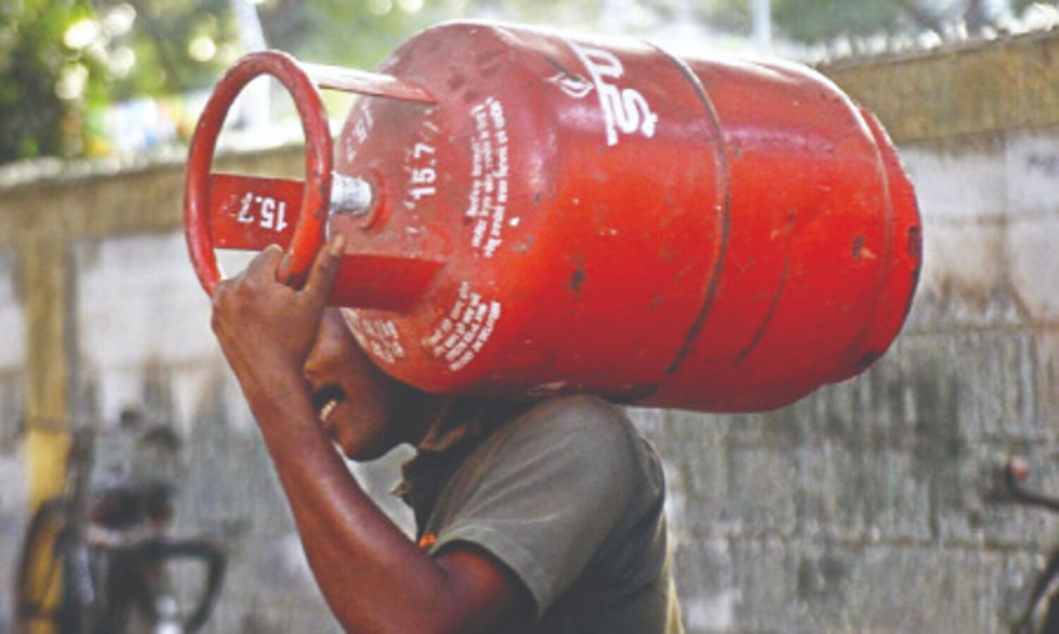 LPG cylinder now Rs 25 costlier; petrol, diesel prices remain stable