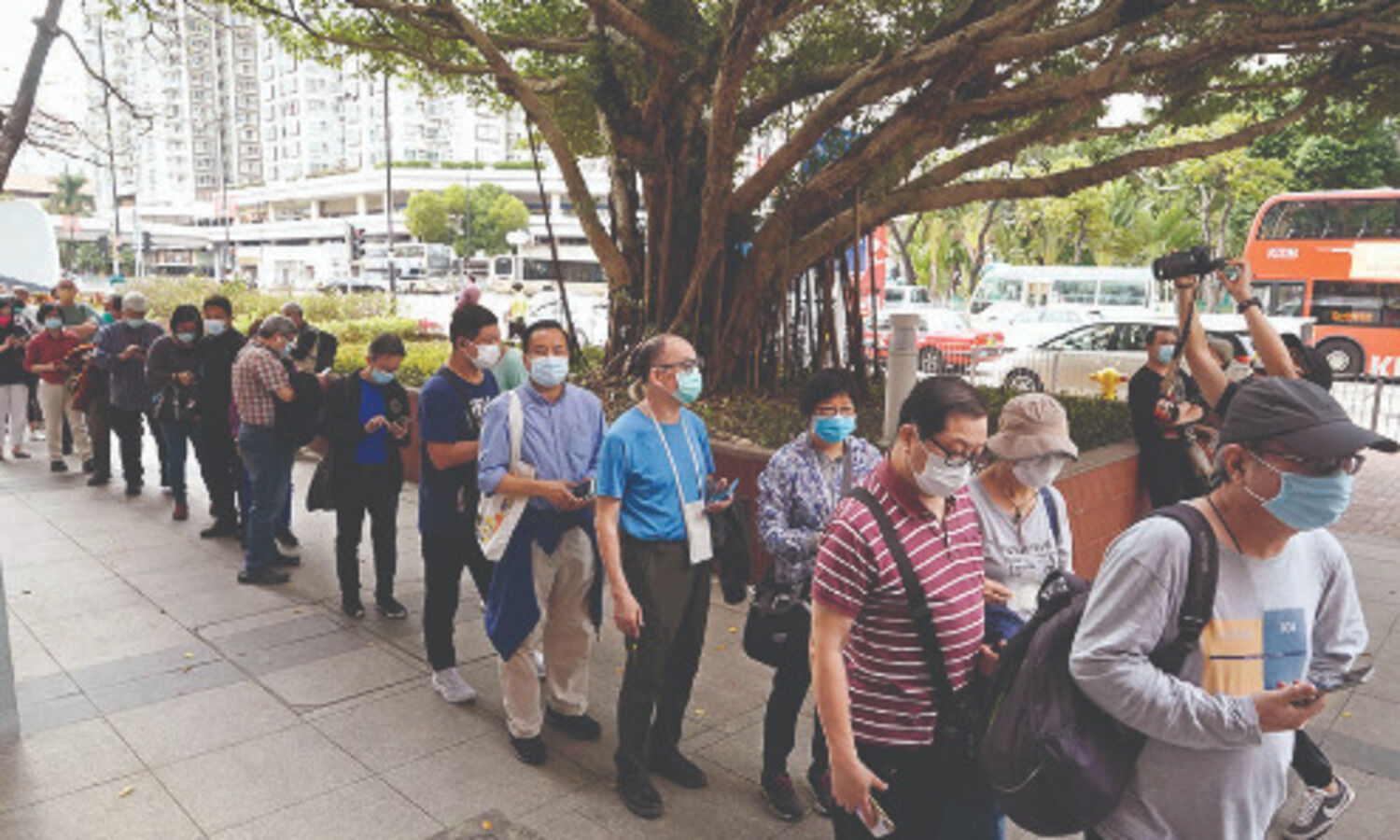 Hong Kong kicks off COVID-19 vaccinations with Sinovac jab