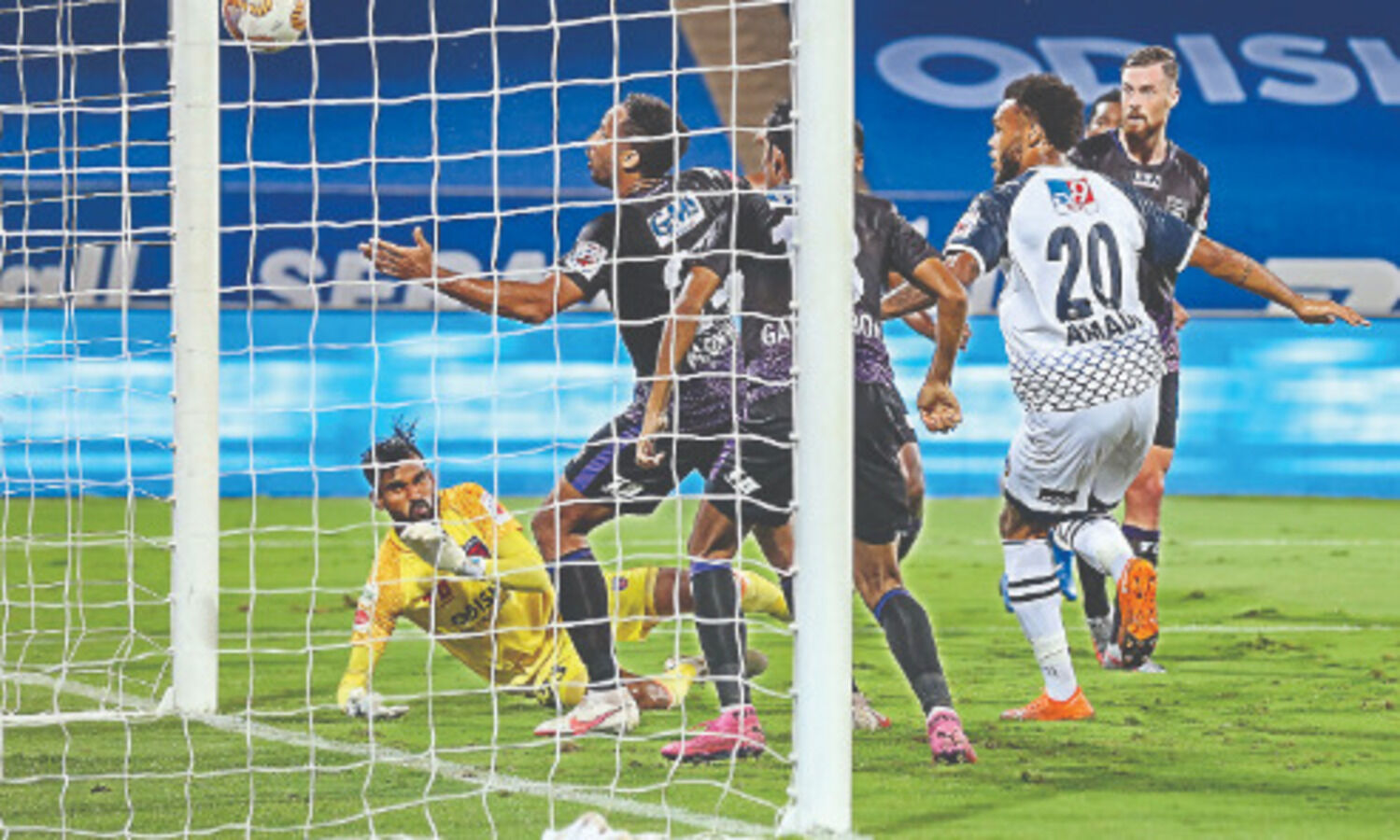 Odisha down SCEB   in 11-goal thriller