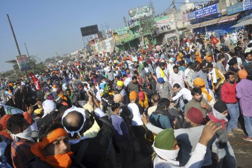 Agitating farmers observe Yuva Kisan Diwas at protest sites against agri laws Agitating farmers observe Yuva Kisan Diwas at protest sites against agri laws