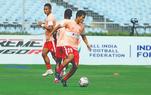 Do-or-die clash for Aizawl FC against Chennai City FC Do-or-die clash for Aizawl FC against Chennai City FC