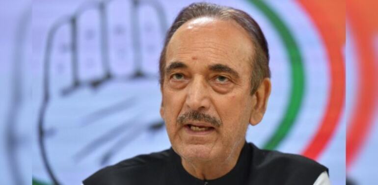 Cong leaders shower praises on Azad, say he has major role to play in coming months