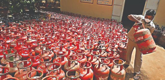 1 cr free LPG connections in 2 years, easier access to cooking gas planned