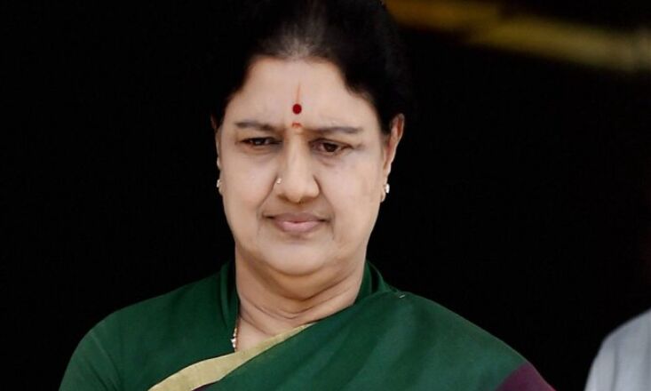 Sasikala says she will stay away from politics; to pray for Jayalalithaas gold rule Sasikala says she will stay away from politics; to pray for Jayalalithaas gold rule