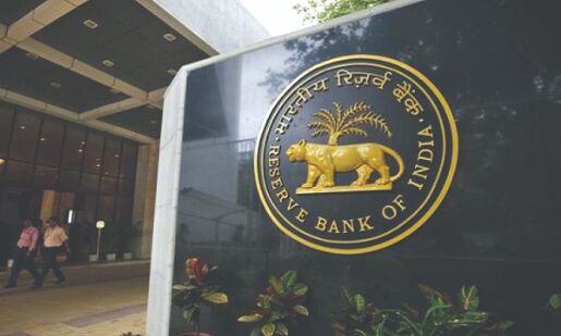 ICICI, HDFC, SBI will have to offload `1.2 lakh cr if RBI caps stake in insurance arms ICICI, HDFC, SBI will have to offload `1.2 lakh cr if RBI caps stake in insurance arms