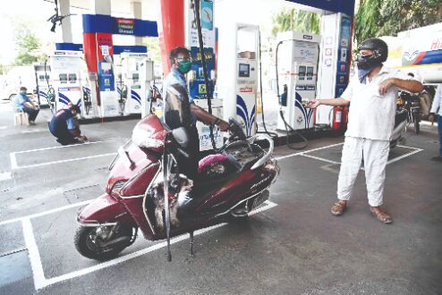 Tax cut on fuel should be done jointly by Centre, states: Fin Min