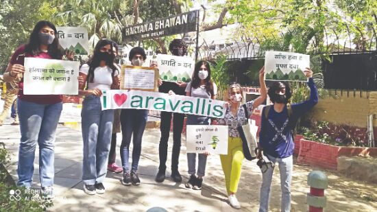 Ggm residents protest against govts proposal to restart mining in Aravallis Ggm residents protest against govts proposal to restart mining in Aravallis