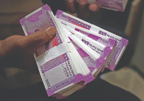 Reliance Home Finance defaults on Rs 40 cr loan repayment to P&S Bank Reliance Home Finance defaults on Rs 40 cr loan repayment to P&S Bank