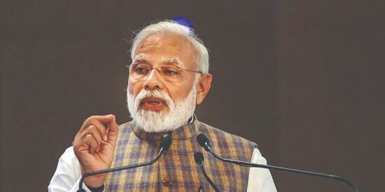 PM lauds militarys resolute dedication on border, in pandemic PM lauds militarys resolute dedication on border, in pandemic