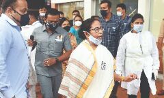 Mamata to lead all-women rally in Siliguri today, protest with empty gas cylinders