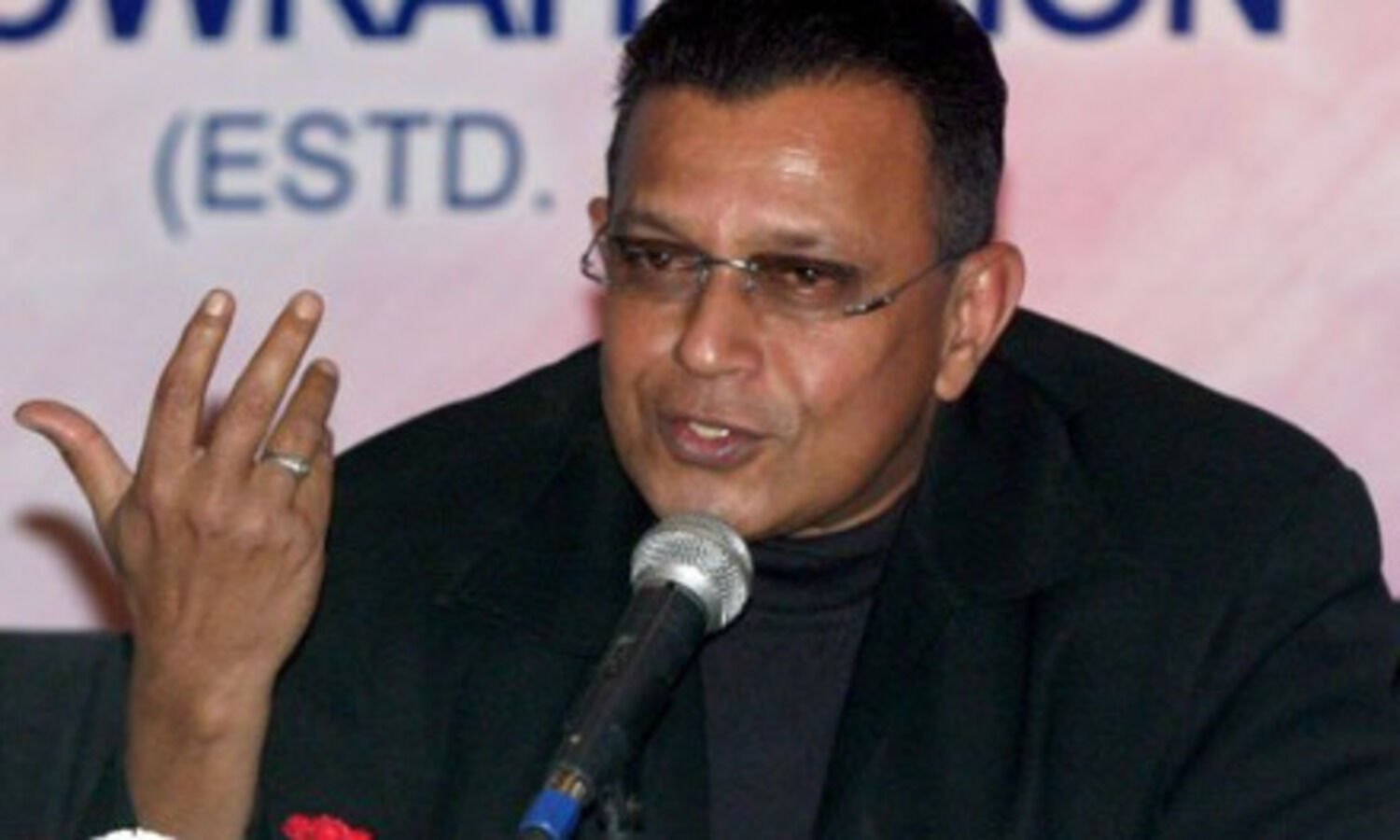 Actor Mithun Chakraborty joins BJP ahead of PMs rally in Kolkata