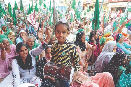 Women flood Delhis borders, take charge of farmers protests Women flood Delhis borders, take charge of farmers protests