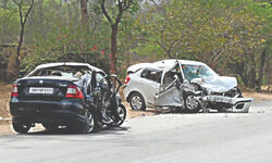 Three dead, 12 injured in separate road accidents in Noida, Gr Noida Three dead, 12 injured in separate road accidents in Noida, Gr Noida