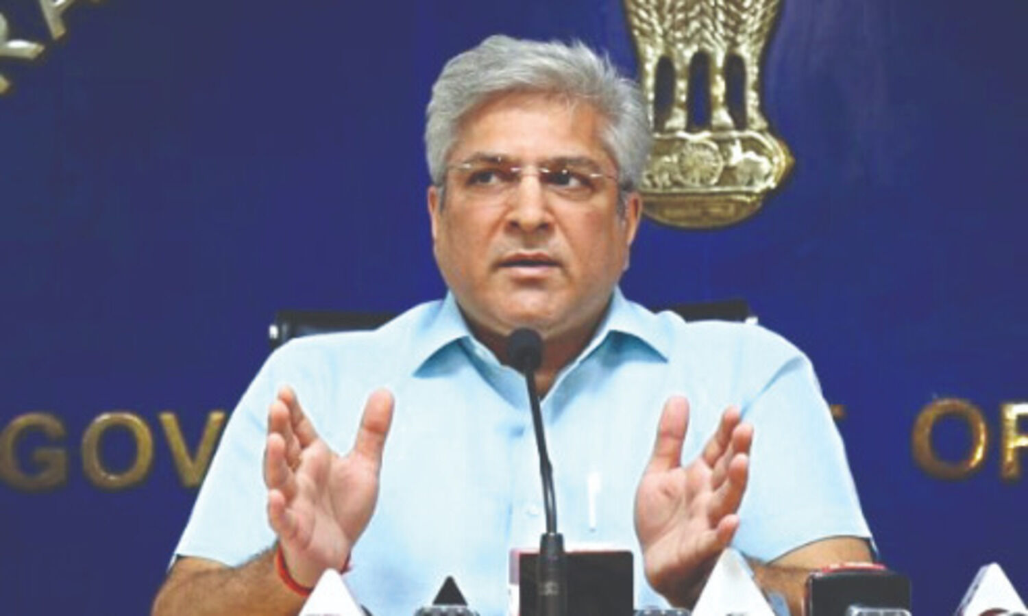 Delhi govt in advance talks with EV fleet operators