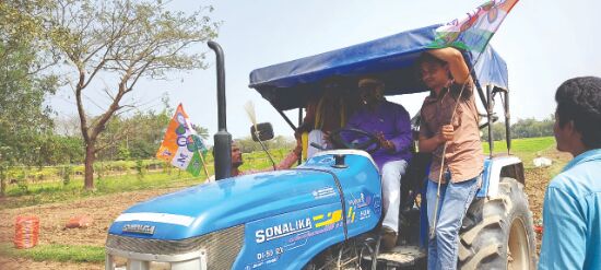 Trinamool hits campaign trail in tractors to protest against Centres agri laws