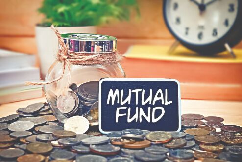 No AMC has over 10% exposure to debt funds